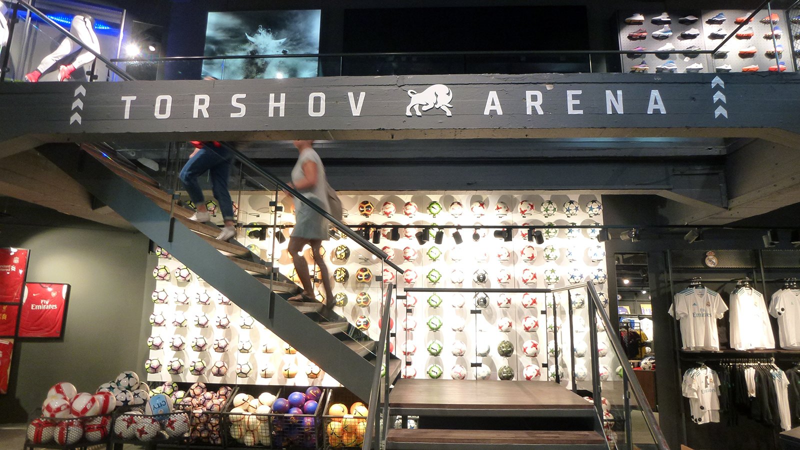 Verdens største fotballbutikk finner du på Torshov i Oslo